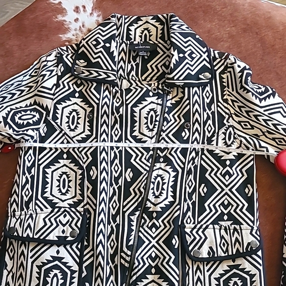 MINKPINK Geometric Pattern Zip Coat Size Small - Picture 11 of 14
